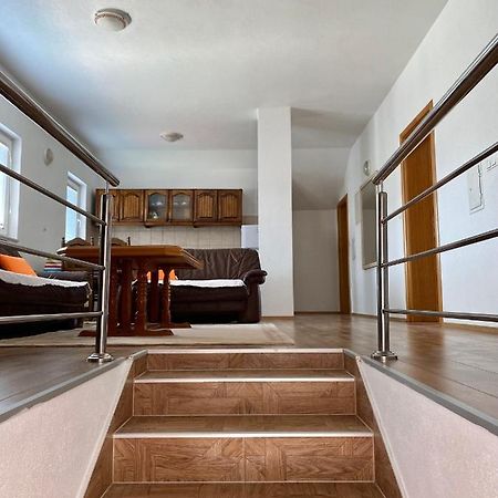 Big Apartment 3 Bedrooms Bihac Exterior photo